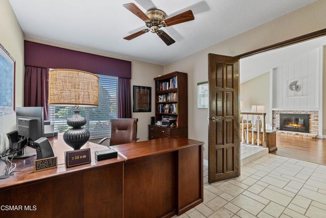 675 Whispering Oaks Place, Newbury Park, CA 91320