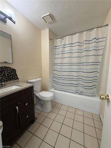 4923 Vincennes CT # 9, Cape Coral, FL 33904