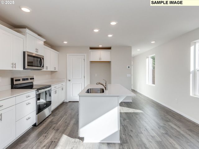 1104 Se 193rd Pl, Camas, WA 98607