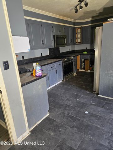 266 Sundown Trail, Jackson, MS 39212