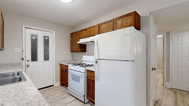 1204 Cedar DR, Killeen, TX 76543