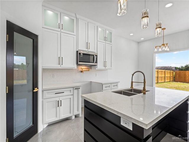 1120 Baker Lane, Edinburg, TX 78541