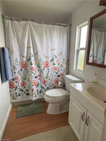 207 Harvest LN, North Fort Myers, FL 33917