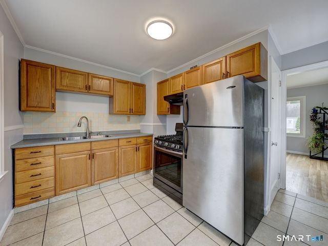 38 Porterbrook Avenue, East Hartford, CT 06118