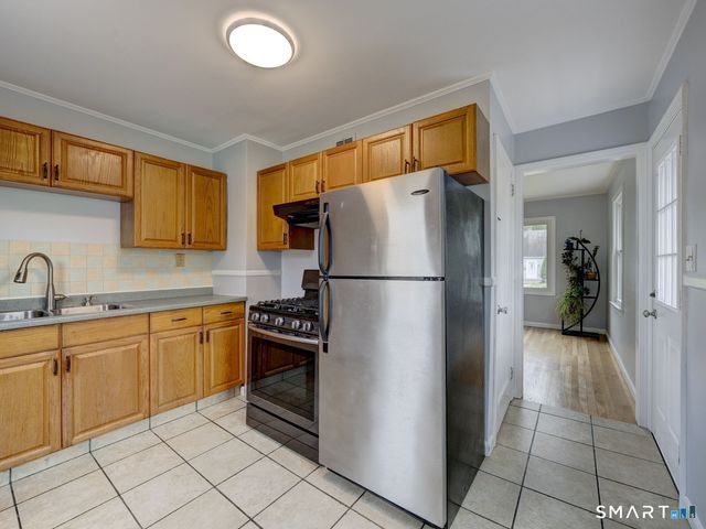 38 Porterbrook Avenue, East Hartford, CT 06118