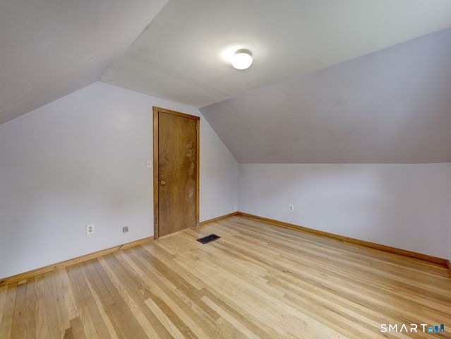 38 Porterbrook Avenue, East Hartford, CT 06118