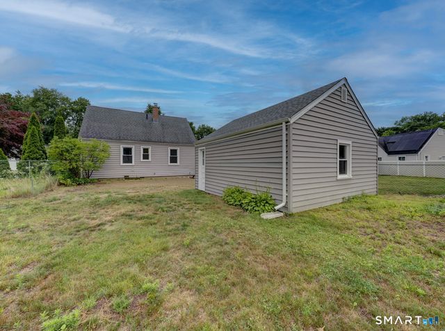 38 Porterbrook Avenue, East Hartford, CT 06118