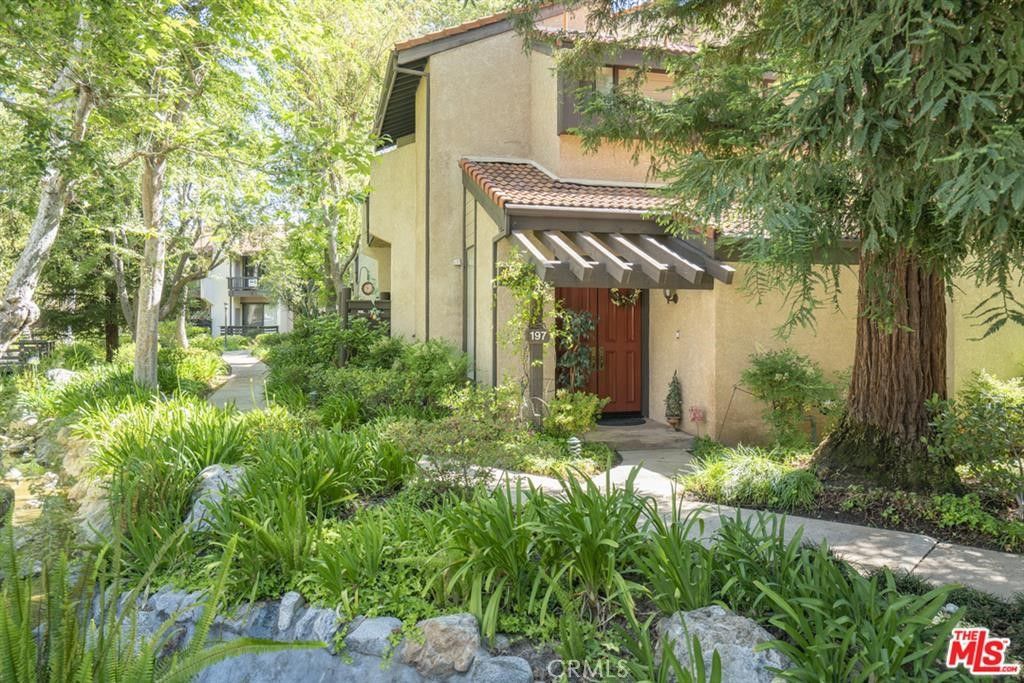 21901 Burbank 197, Woodland Hills, CA 91367 — exterior
