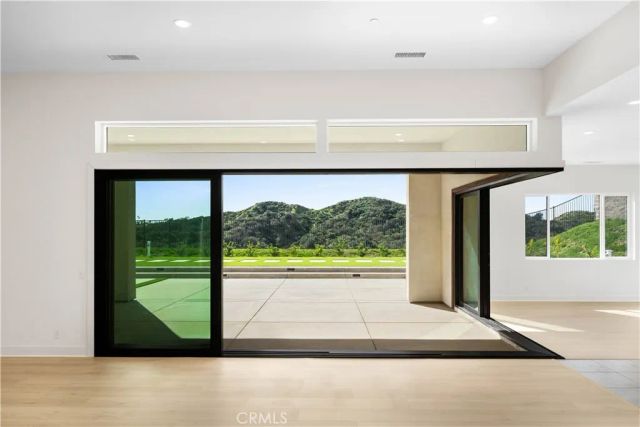 18431 Boulder Blf, Silverado, CA 92676