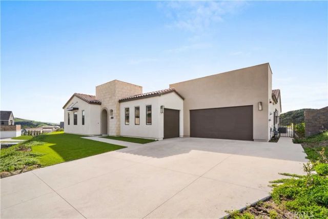 18431 Boulder Blf, Silverado, CA 92676