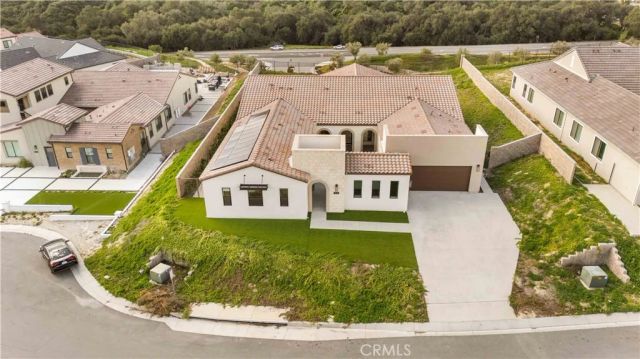 18431 Boulder Blf, Silverado, CA 92676