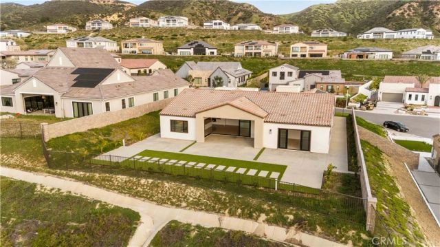 18431 Boulder Blf, Silverado, CA 92676