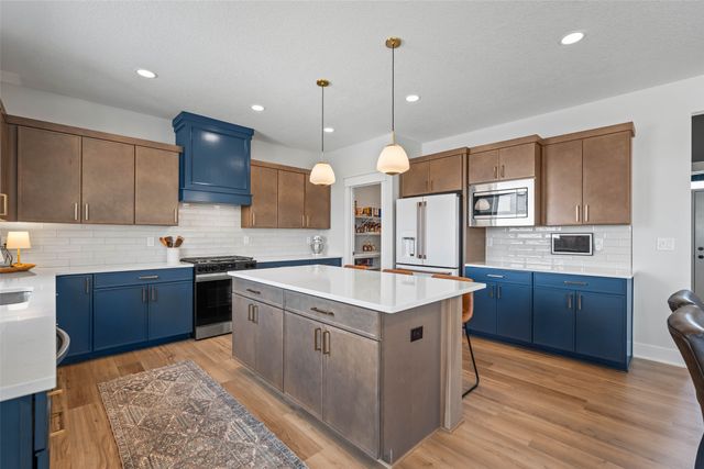 1325 NW Yorktown Drive, Waukee, IA 50263