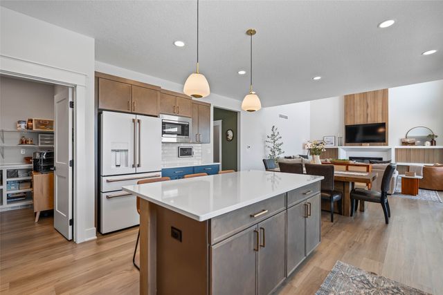 1325 NW Yorktown Drive, Waukee, IA 50263