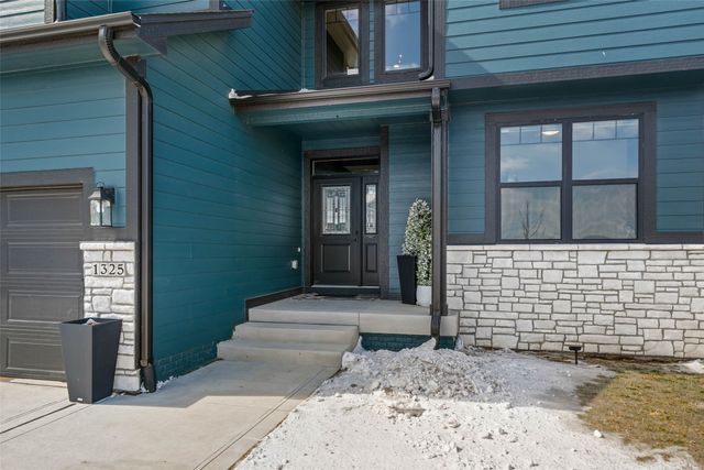 1325 NW Yorktown Drive, Waukee, IA 50263
