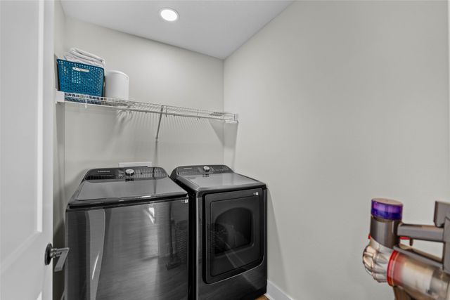 1325 NW Yorktown Drive, Waukee, IA 50263