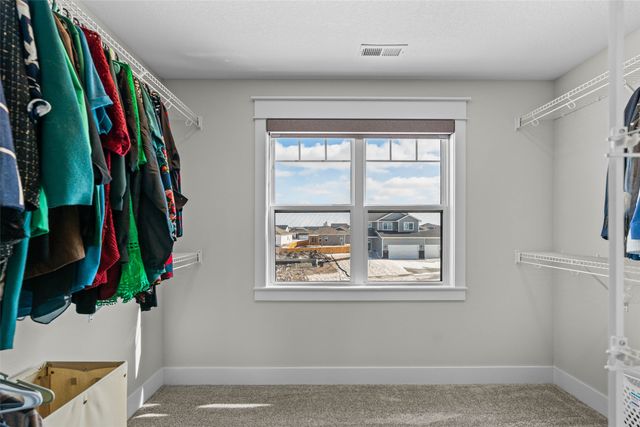 1325 NW Yorktown Drive, Waukee, IA 50263