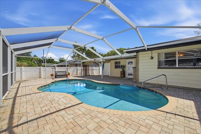 9718 N OREGON AVENUE, Tampa, FL 33612