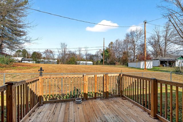 111 Roosevelt Rd, Mcminnville, TN 37110
