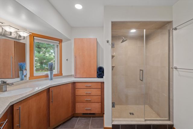 1693 Havenshire Lane, Brighton Twp, MI 48114