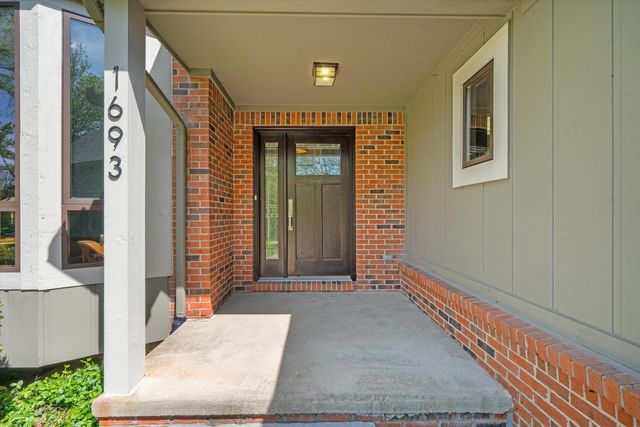 1693 Havenshire Lane, Brighton Twp, MI 48114