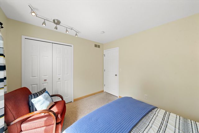 1693 Havenshire Lane, Brighton Twp, MI 48114