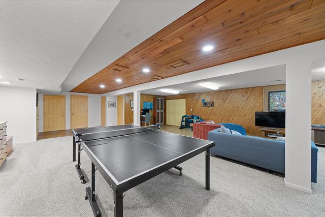 1693 Havenshire Lane, Brighton Twp, MI 48114