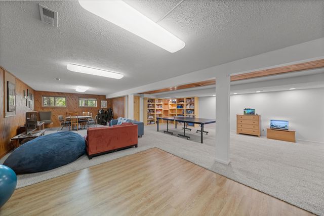 1693 Havenshire Lane, Brighton Twp, MI 48114