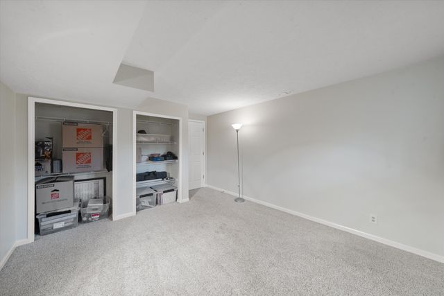 1693 Havenshire Lane, Brighton Twp, MI 48114