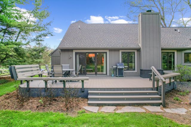 1693 Havenshire Lane, Brighton Twp, MI 48114