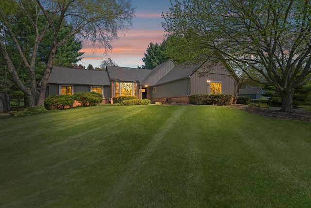 1693 Havenshire Lane, Brighton Twp, MI 48114