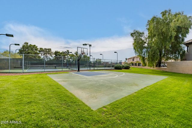 3411 E DESERT TRUMPET Road, Phoenix, AZ 85044