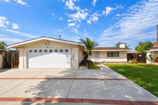 4213 W Roberts, Santa Ana, CA 92704