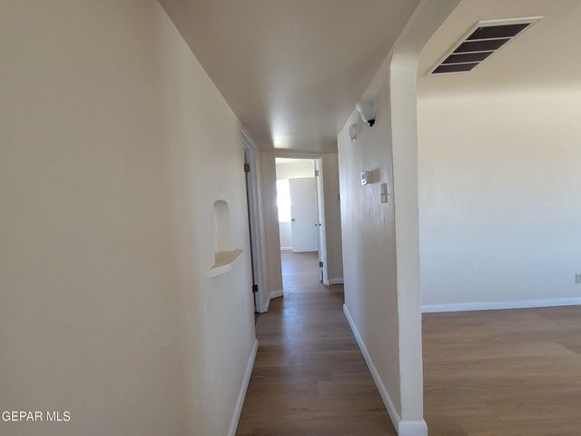 8327 SAGELAND Way, El Paso, TX 79907