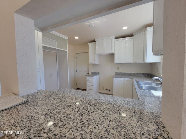 8327 SAGELAND Way, El Paso, TX 79907