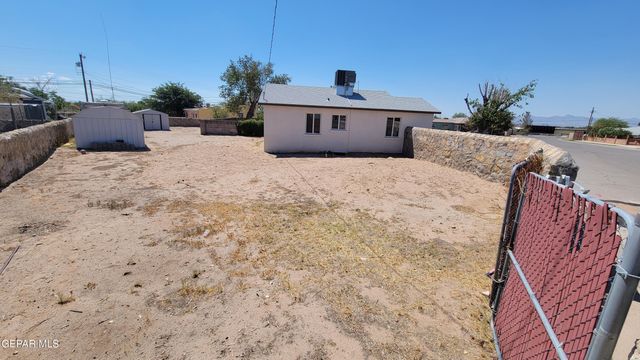 8327 SAGELAND Way, El Paso, TX 79907