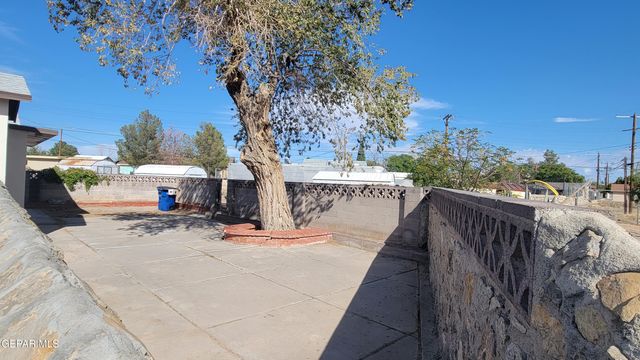 8327 SAGELAND Way, El Paso, TX 79907