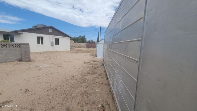 8327 SAGELAND Way, El Paso, TX 79907