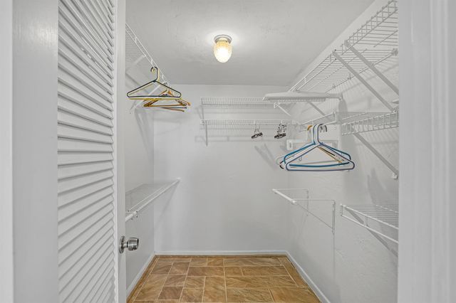 28 Yacht Club Drive 409, North Palm Beach, FL 33408