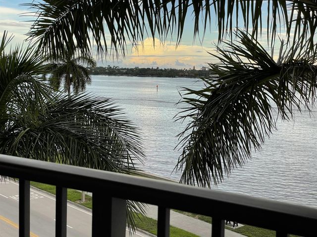 1801 N Flagler Drive 502, West Palm Beach, FL 33407