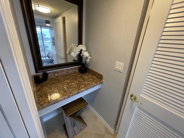 1801 N Flagler Drive 502, West Palm Beach, FL 33407