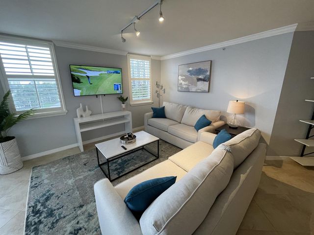 1801 N Flagler Drive 502, West Palm Beach, FL 33407