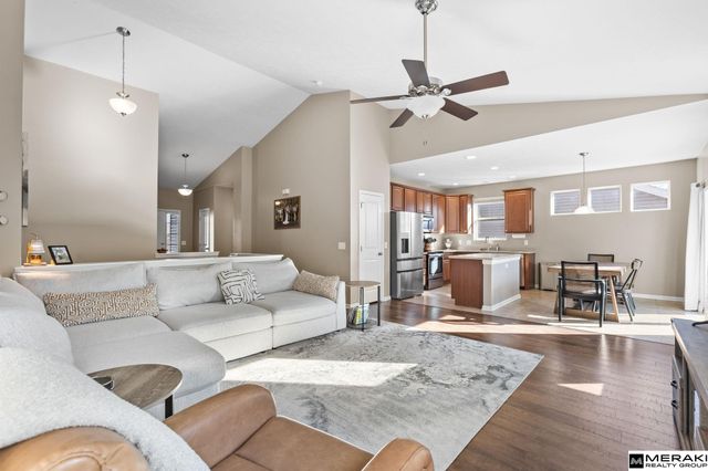 18911 Josephine Street, Omaha, NE 68136