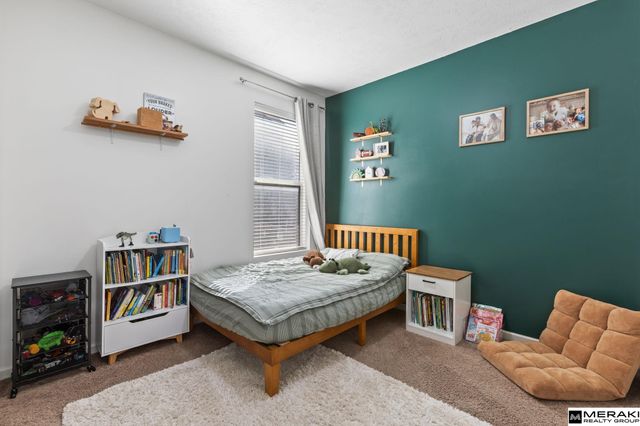 18911 Josephine Street, Omaha, NE 68136