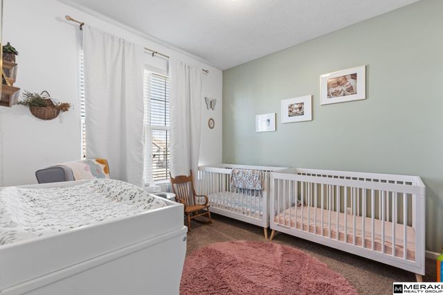 18911 Josephine Street, Omaha, NE 68136