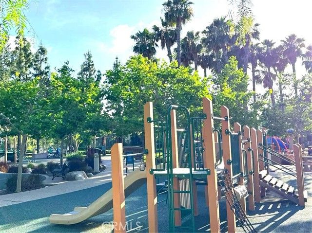 16 Ellistone, Irvine, CA 92602