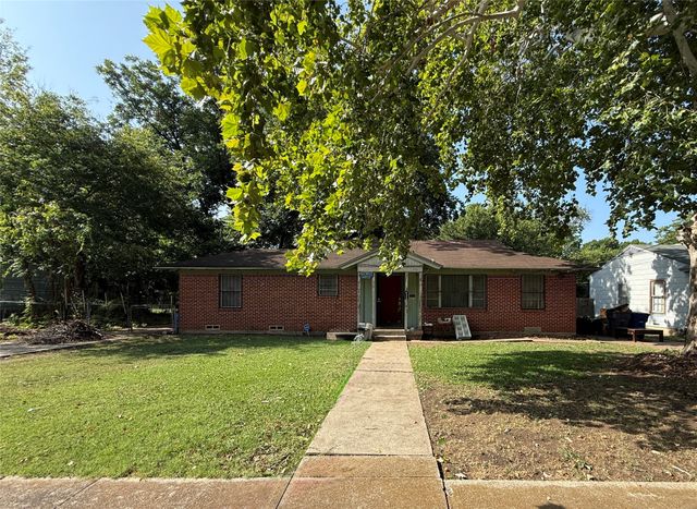 4310 Dawes Drive, Dallas, TX 75211