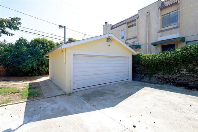 924 N Stoneman, Alhambra, CA 91801