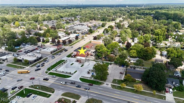 33309 7 Mile Road, Livonia, MI 48152
