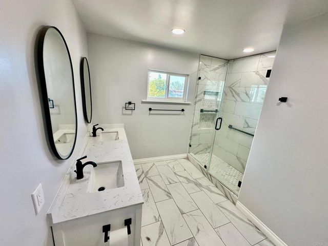 880 Crest View Rd, Vista, CA 92081